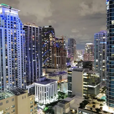 1Bd Apt With Free Parking And Amazing View